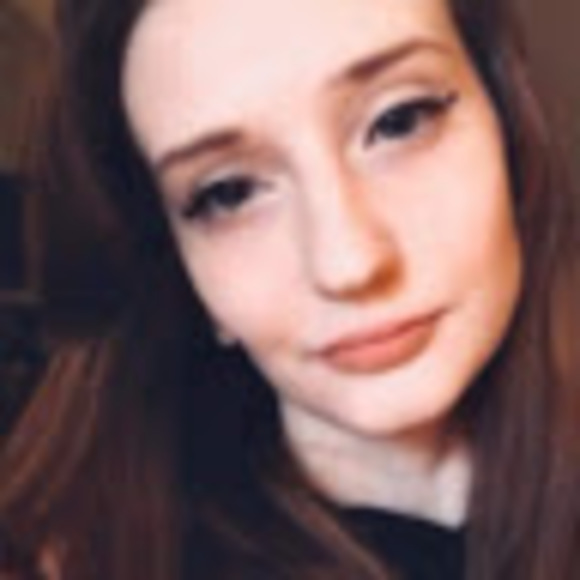 Meet your Posher, Victoria - Picture 1 of 1